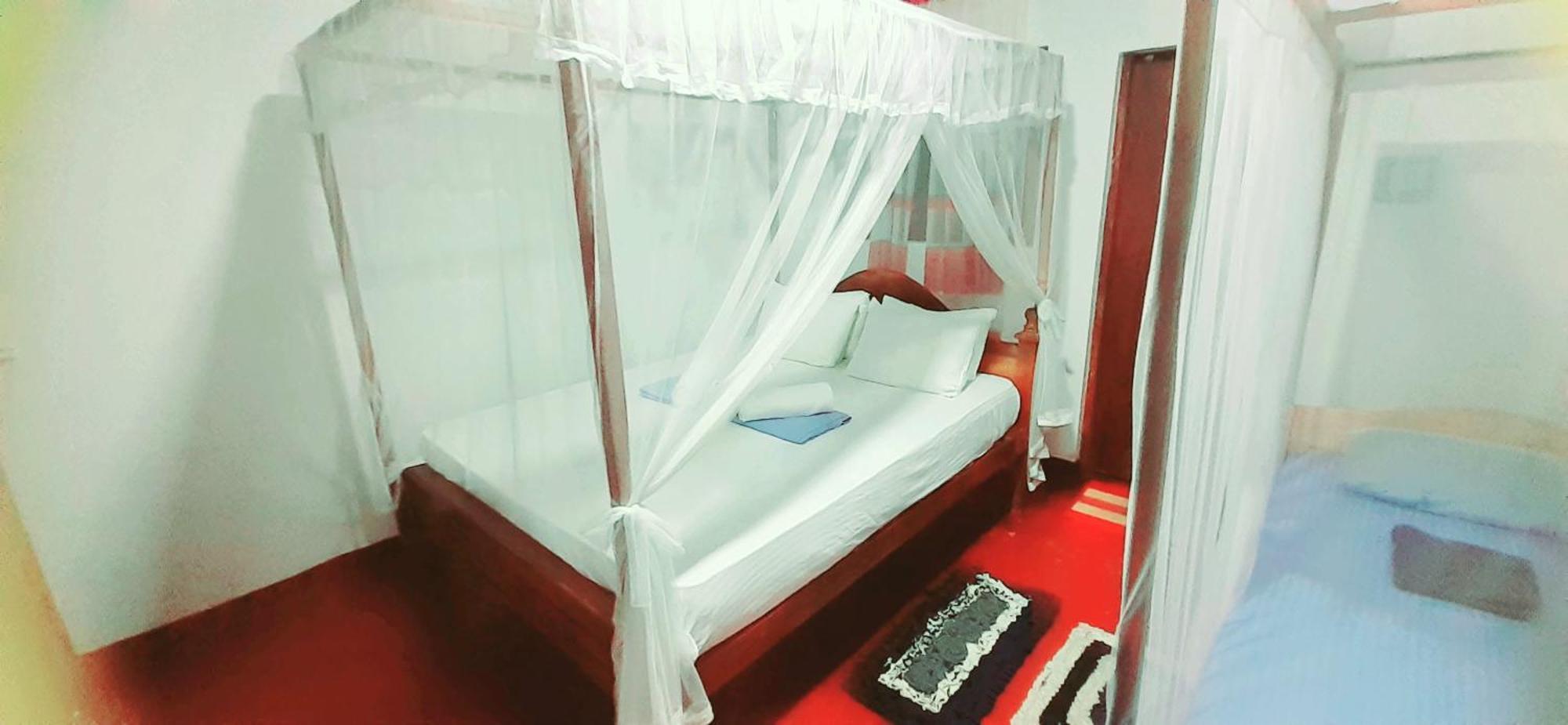 Bamboo Home Stay Hiriketiya Діквелла Екстер'єр фото